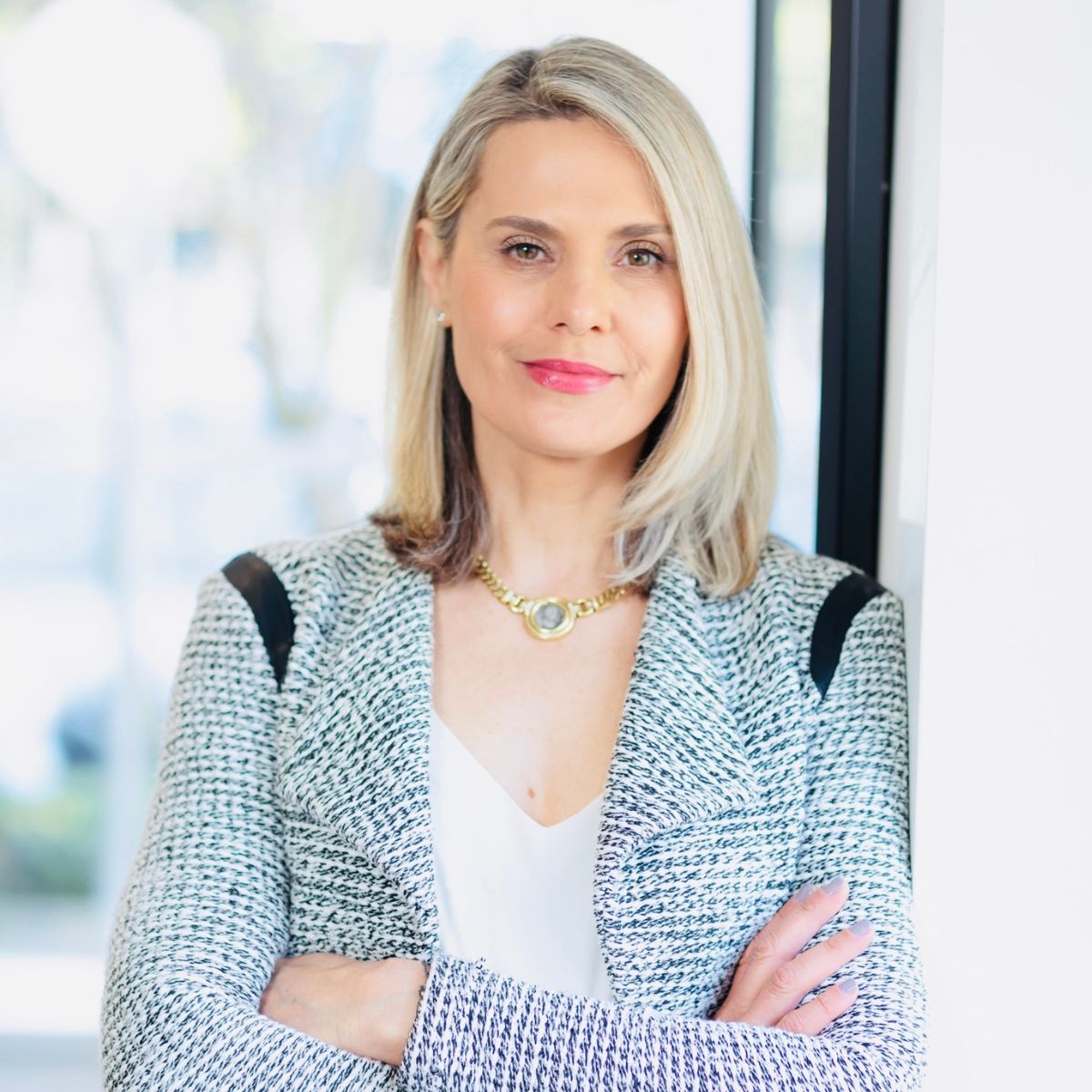 Elena Hamner Headshot